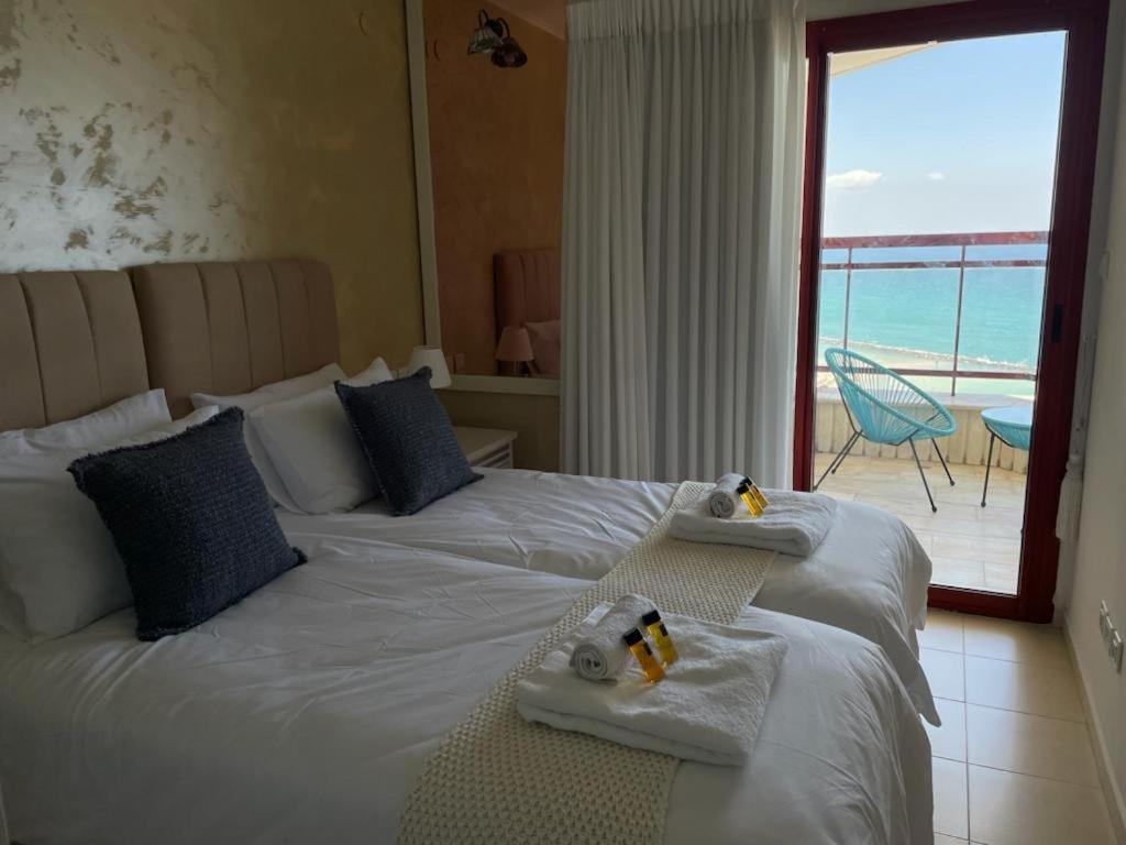 Sea-Front Apartment Netanya Exterior photo